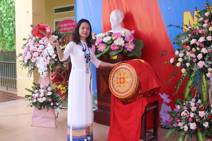 Trường[-]Tiểu[-]học[-]A[-]Thị[-]trấn[-]Văn[-]Điển[-]tưng[-]bừng[-]khai[-]giảng[-]năm[-]học[-]mới[-]